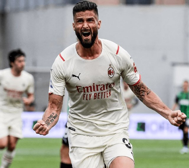 欧冠进球榜更新：莱万连续进球,（欧冠射手榜更新：莱万连场破门）