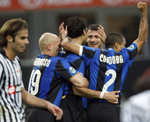 弗兰克：丢球后球队彻底失去了方向，必须整顿球队（弗兰克：球队失球后完全迷失，必须尽快整顿）