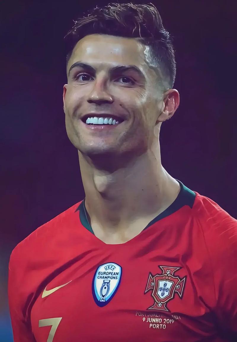 踢球者：拜仁小将阿萨雷外租富勒姆机会寥寥，可能不会被买断（踢球者：拜仁小将阿萨雷在富勒姆出场寥寥，或难被买断）